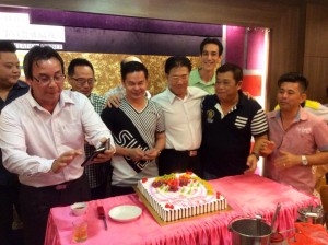 1959300_10202664211740640_4978367130594839173_n